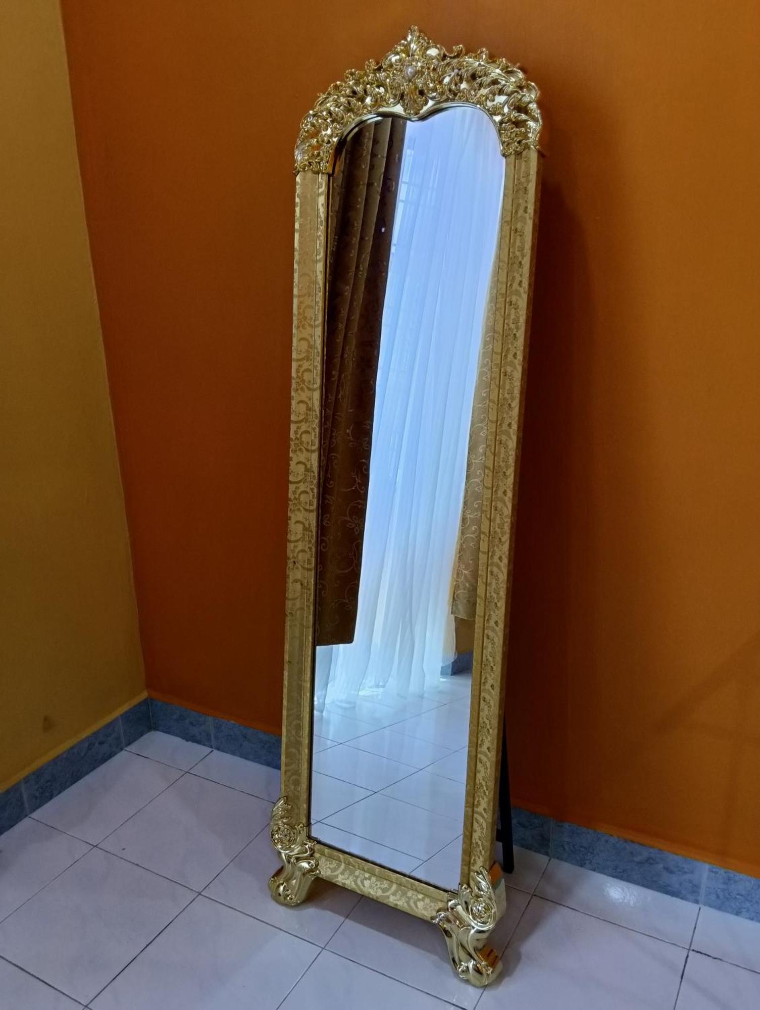 Luxurious Noble Vila